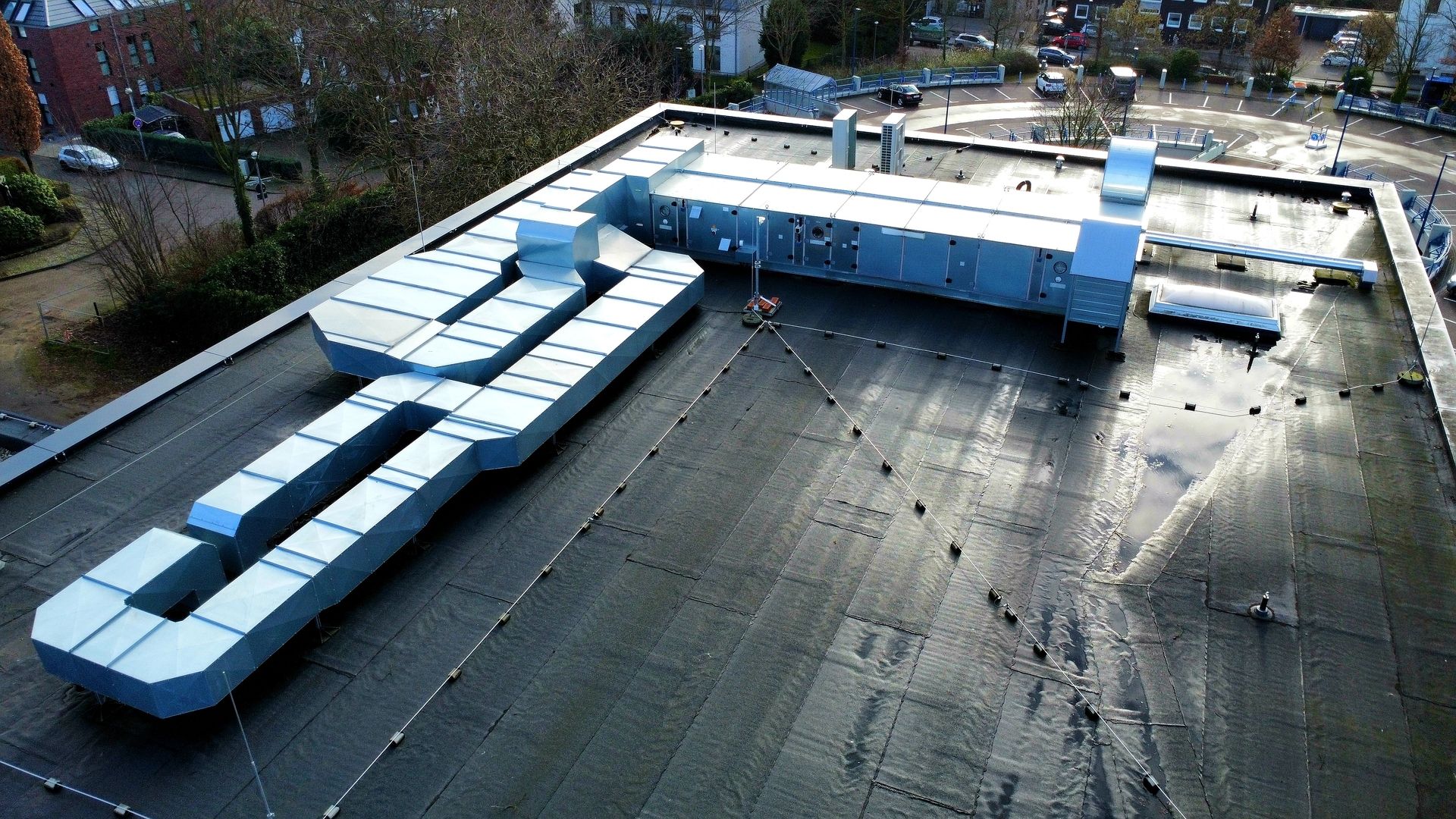 Optimale Frischluft für Schulen!  Unser fortschrittliches Belüftungssystem sorgt für eine konstante Frischluftzufuhr und ein gesundes Lernumfeld. Perfekt angepasst an die Bedürfnisse Ihrer Schule.